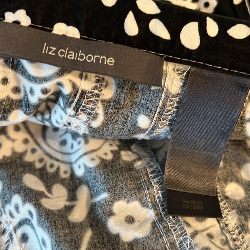 Liz Claiborne Cotton Black and White Floral Paisley Skirt - Picture 4 of 5
